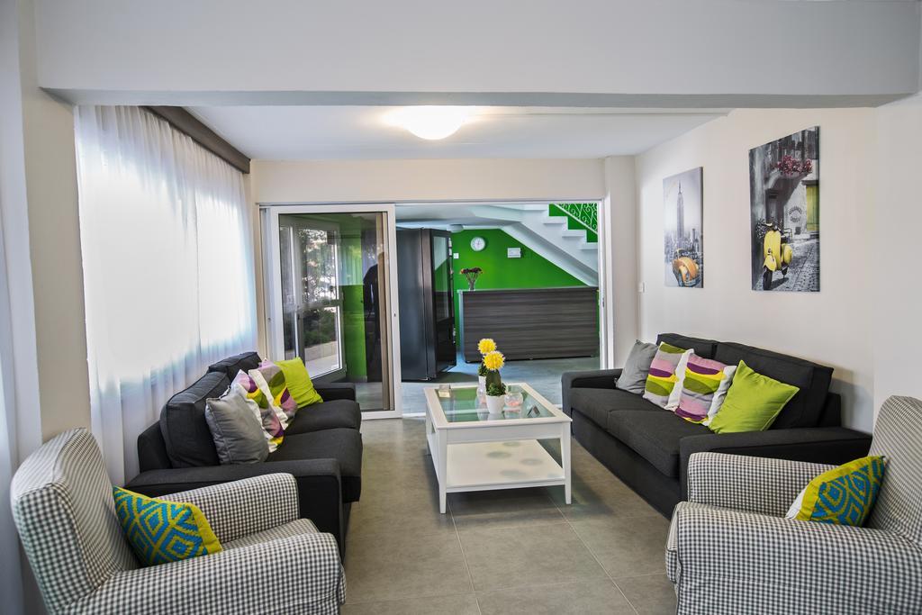Merab Napa Suites Aya Napa Dış mekan fotoğraf